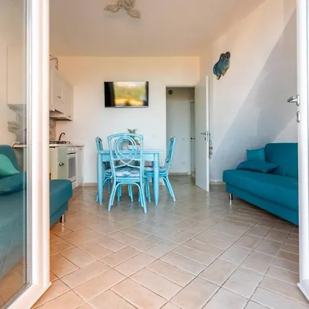 Loft 4 Seats Sea View Sardinia 公寓 *