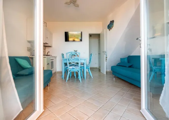 Loft 4 Seats Sea View Sardinia 公寓 *